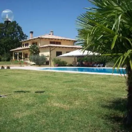 Azzolina בית נופש Pozzo (Perugia)